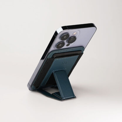 Gilbert Blue - Image 2